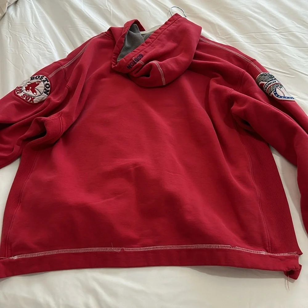 Majestic Athletic Vintage Men's Red & White Boston Red Sox Hoodie Size L